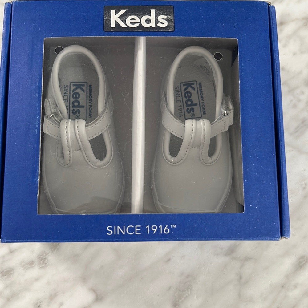 Brand New Kids White Keds